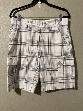 George men’s cargo shorts size 32